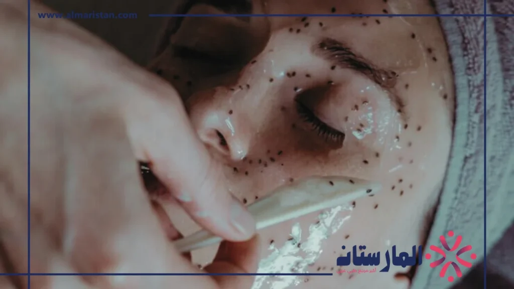 تنظيف الوجه من الدهون والأوساخ